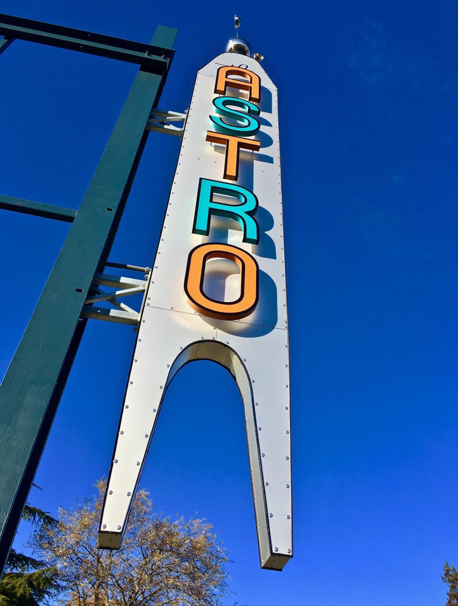 The Astro Motel Santa Rosa Exterior photo